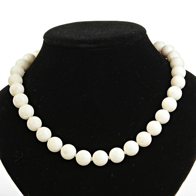 Necklace White Sponge Coral, 12mm Bead, Length 47.5cm