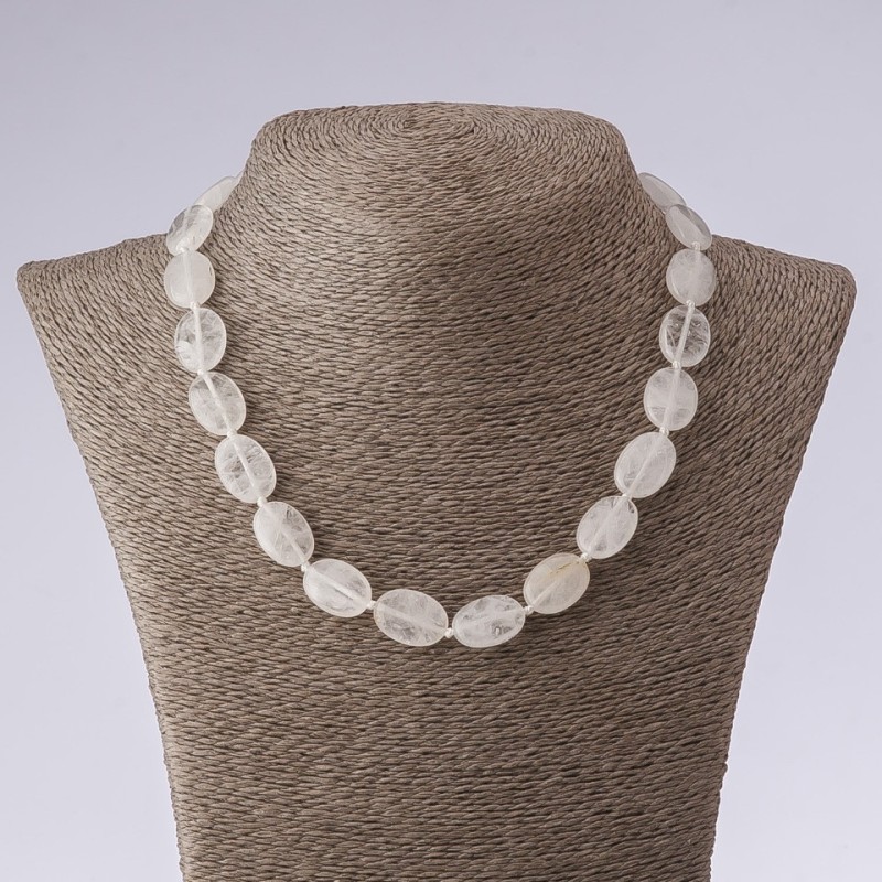 Necklace Natural Stone White Quartz Oval, length 45cm, diameter 13x18mm