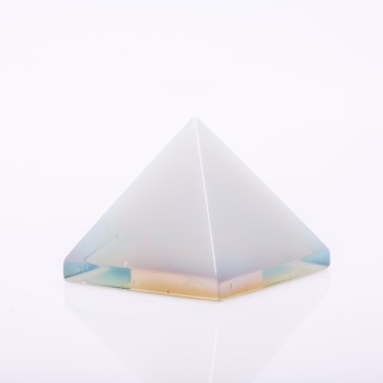Souvenir Pyramid Moonstone Pressed, height 3cm, width 3.5cm(+-)