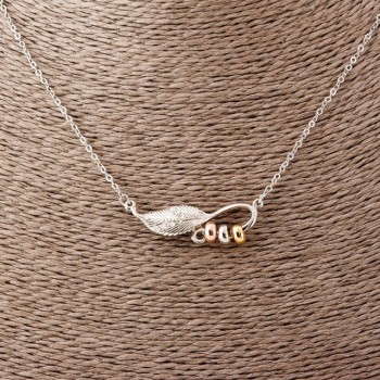 Leaf Pendant on Anchor Chain, length 52cm, size 2x1.7cm silver-tone metal