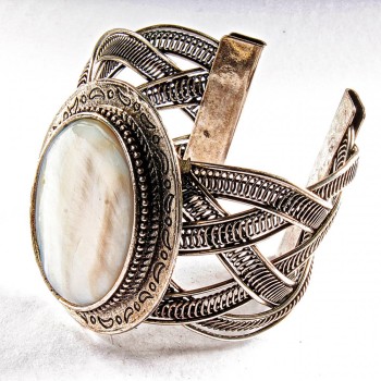 Mother-of-Pearl Bracelet, Wide Clasp, Metal Setting, Crescent Moon Pattern, Oval