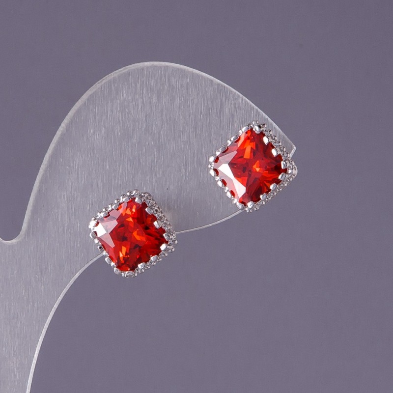 Red Crystal Rhombus Earrings, 10mm Diameter