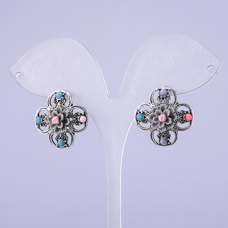 Earrings "Asters" Gray, 22mm diameter