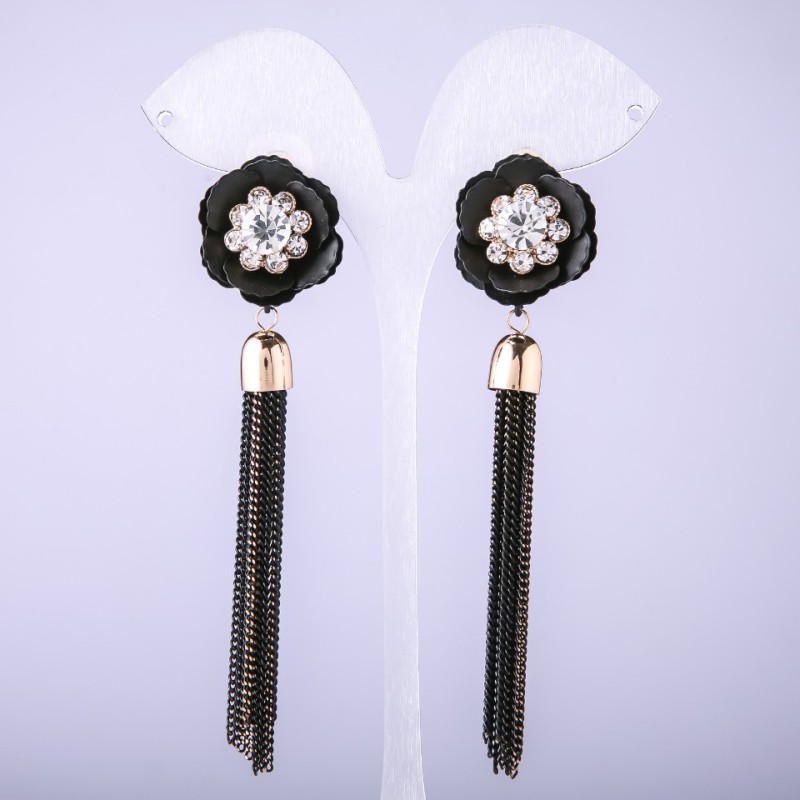 Earrings 'Tassels Black Flower' made of chains, length 90 mm