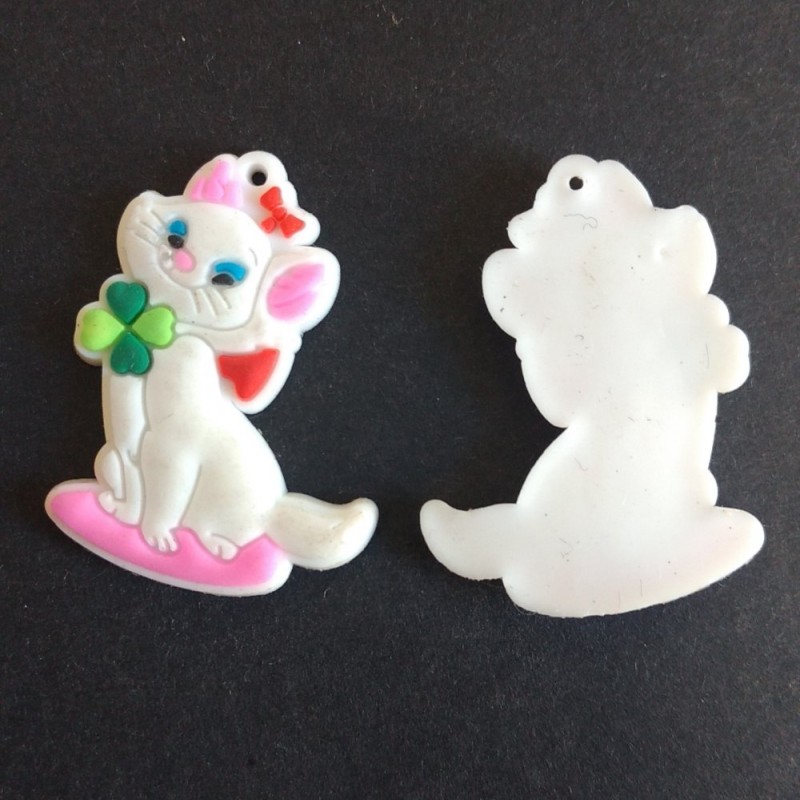 Price per 10 pcs. Cat-shaped blank for a pendant, earrings, keychain Cat 33x17 mm