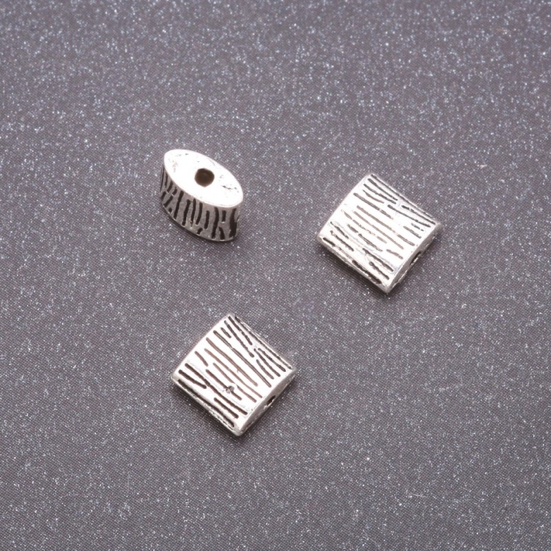 Square "Bark" Spacer Bead Findings, 8x8mm, hole diameter 1.35mm, pack 20g +/- 18 pcs