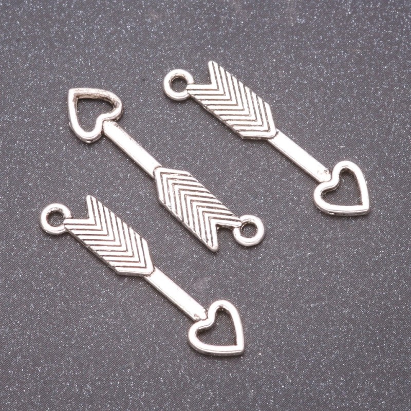 Arrow Pendant-Connector Findings, 30x7mm, hole diameter 1.7mm, pack 20g +/- 19 pcs
