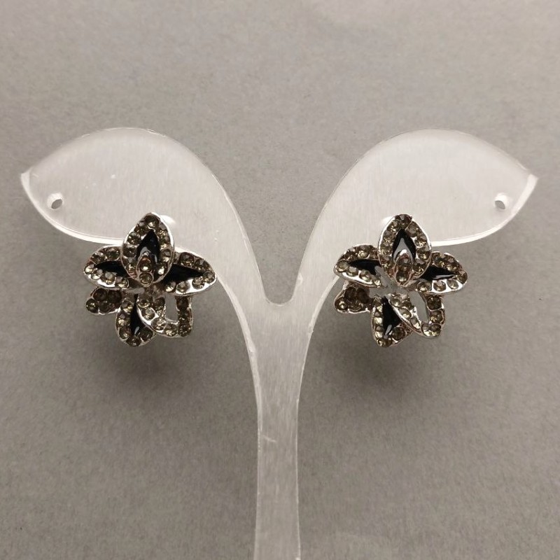 Stud Earrings in the Shape of Free-form Flowers, Decorated with Rhinestones, Silver-tone / 20mm