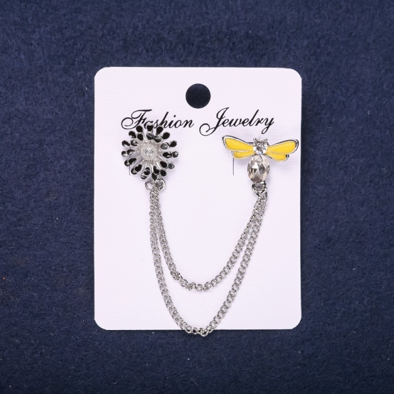 Sale! Aiguillette Bee Brooch with Stones, Enamel White Yellow Black 15mm 20x15mm Silver-Tone Metal