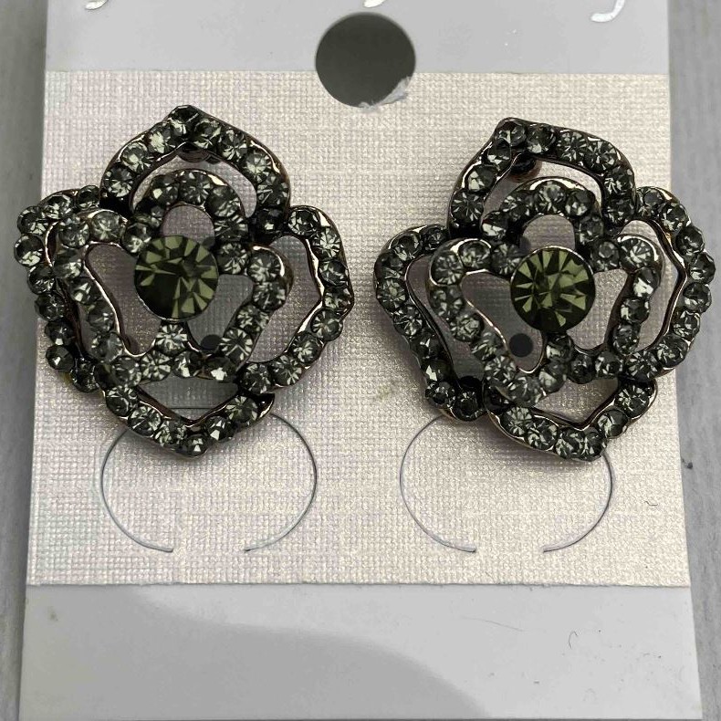 Roses Stud Earrings, Dark Rhinestones, Gold-Tone Metal, 20mm