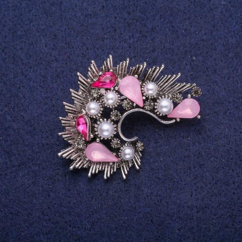 Sale! Accent Brooch with Pink Crystals and Faux Pearls, Silver-Tone Metal 35x45mm