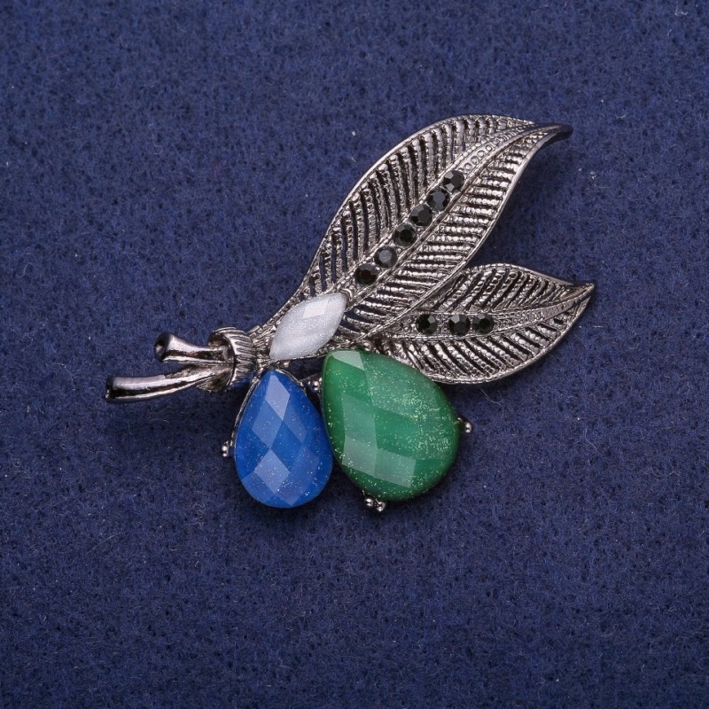Sale! Leaf Brooch with Crystals, Silver-Tone Metal 41x51mm