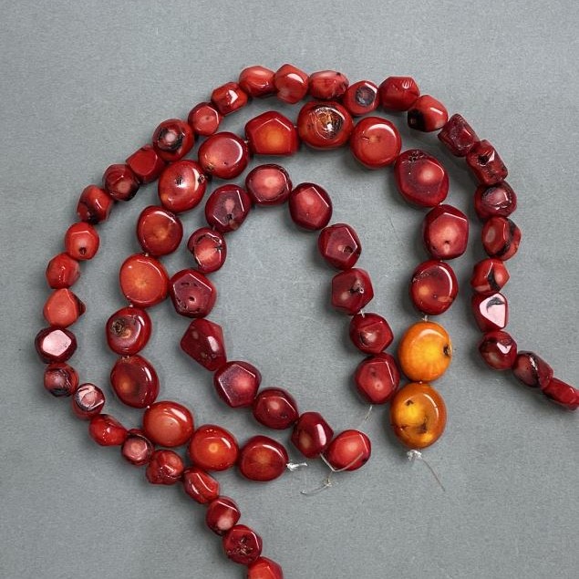 Natural Coral Chip Beads, Diameter 13-19(+/-)mm (price per 100g)