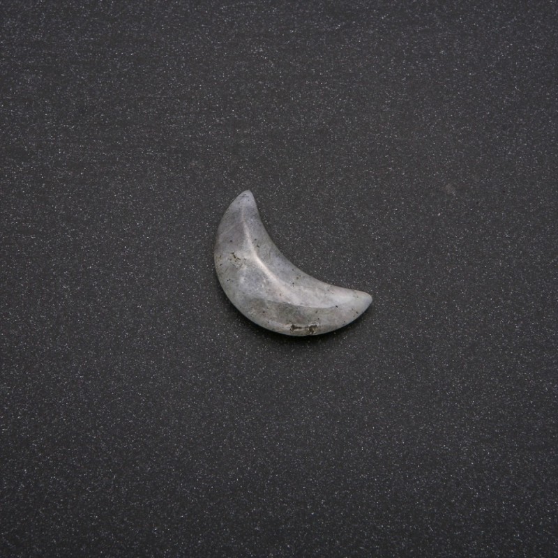 Labradorite Souvenir Stone in Moon Shape 16x30x8(+/-)mm