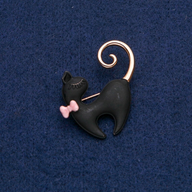 Cat Brooch with Pink Bow, black matte enamel, gold-tone metal, 39x37mm +