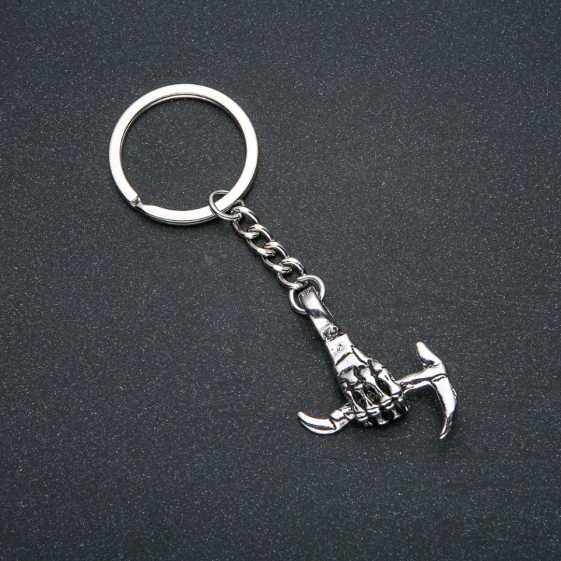Keychain "Hand of Death", diameter 39x30mm, length 9cm +/- silver metal