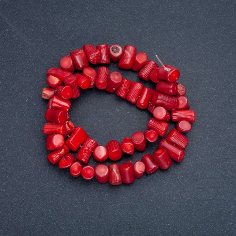 Natural Coral Chip Beads on Thread, diameter 11x6mm, length 39 +/- (Price per 100g)