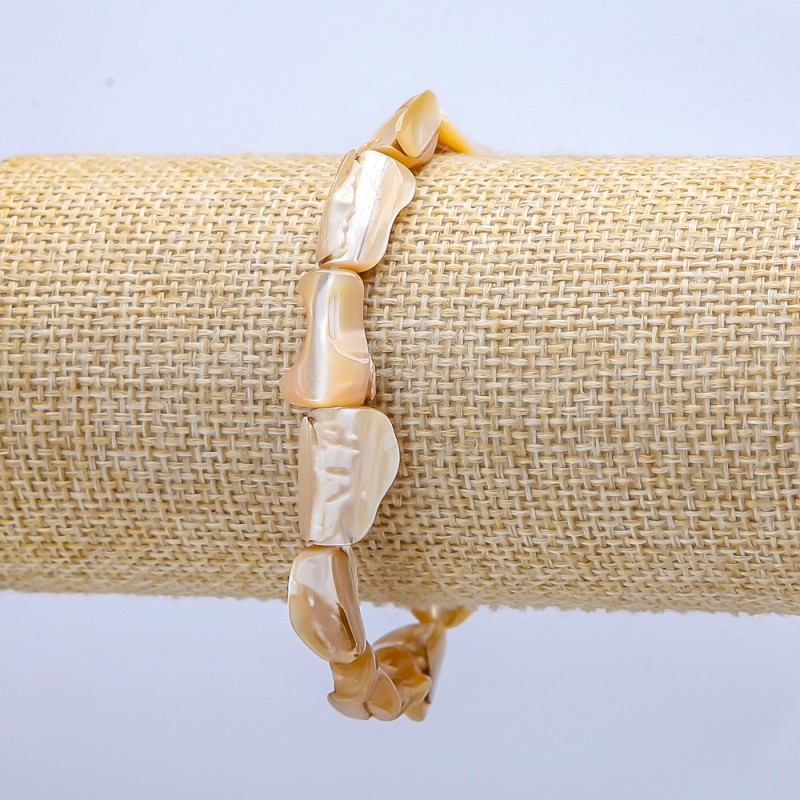 Elastic Bracelet Natural Beige Mother-of-Pearl Tumbled, Diameter 15x12mm+/-, Length 18cm+