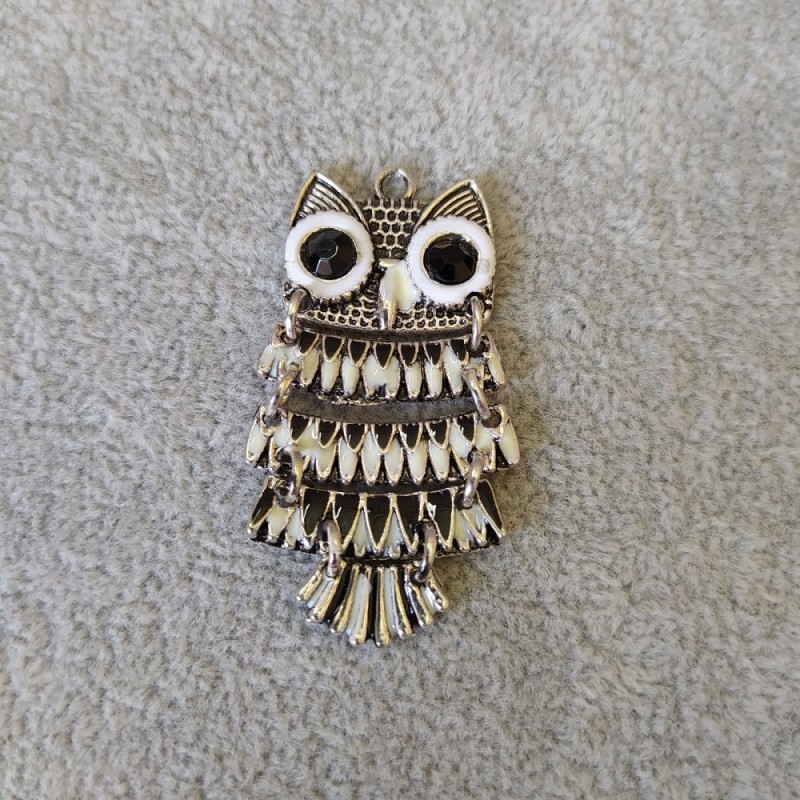 Findings Owl Pendant
