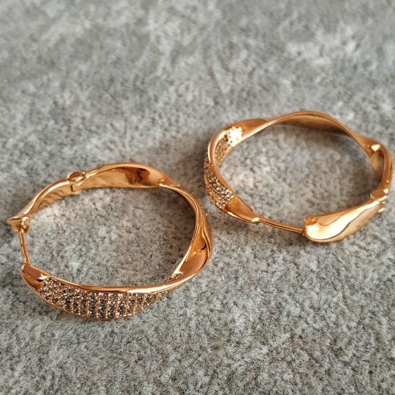 Xuping Hoop Earrings, 18K Gold Plated with White Rhinestones, thickness 6mm +/-, diameter 30mm+