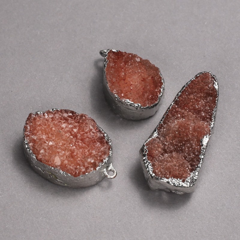 Pendant in Silver-Tone Setting Orange Geode Druzy, diameter 33x20mm+/- assorted sizes