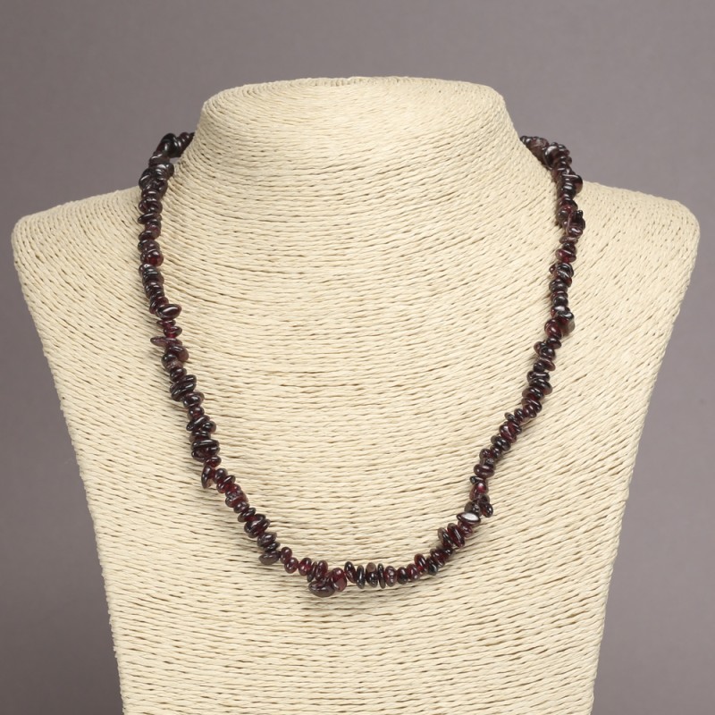 Natural Garnet Chip Necklace, diameter 6mm+-, length 45cm+- with extension chain