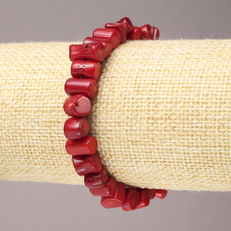 Bracelet on Elastic Band, Natural Coral Chips, Diameter 11x6mm+