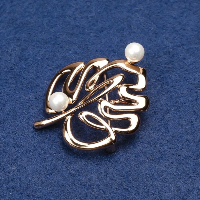 Brooch Xuping 18K Gold Plating with Pearls 34×26 mm +