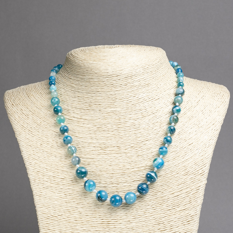 Necklace of natural sky-blue agate, smooth blue bead, enlarged diameter 6-10 (±) mm, length 45 cm