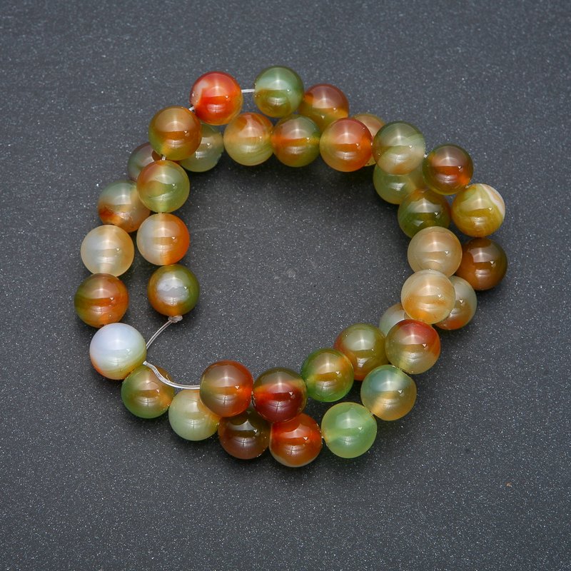 Beads of Brazilian Agate on Thread, Smooth Round Beads 10mm Diameter, 38cm Length