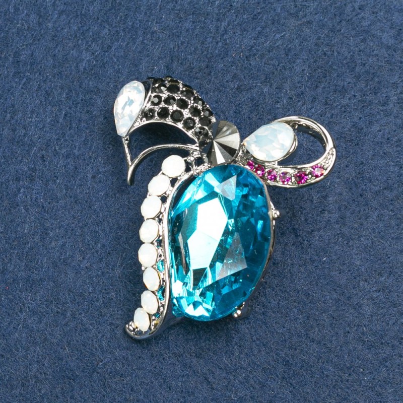 Brooch 'Bow' in silver-tone metal with rhinestones and a crystal 55x50 mm +