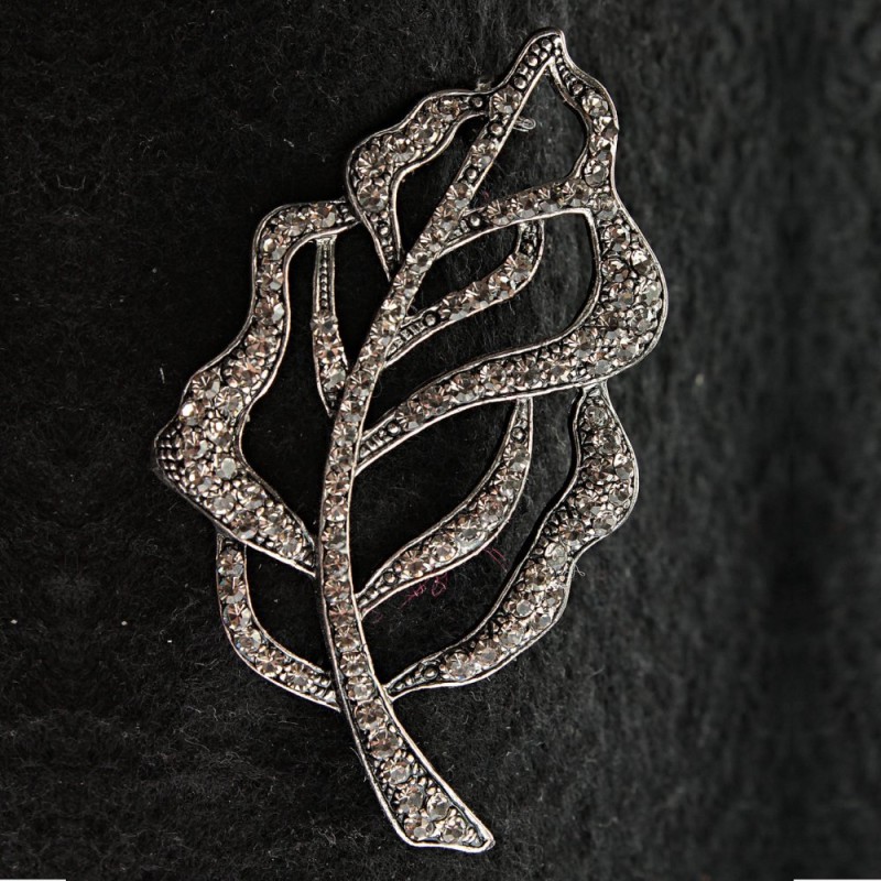 (35/60 mm) Brooch with droplets silver-plated metal Leaf with rhinestones