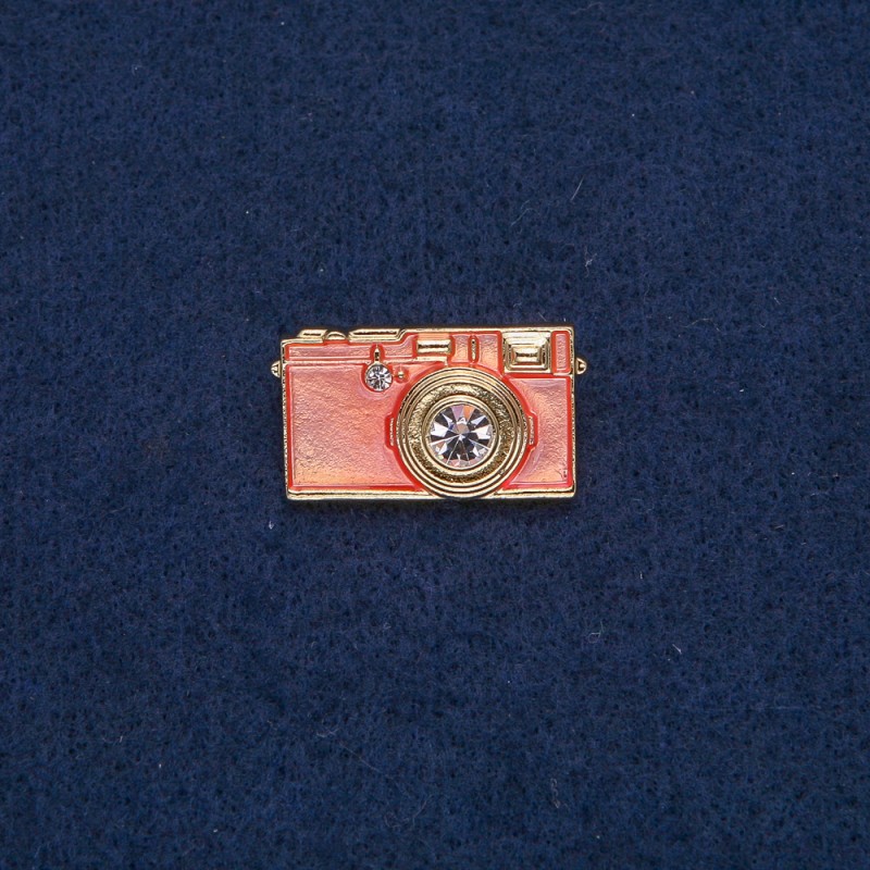 Brooch Camera gold-tone metal with pink enamel and white stones 30x17 mm +
