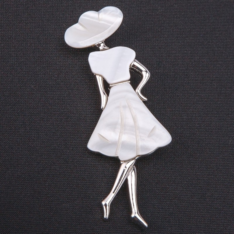 Brooch Pendant Madam Pearlized 85x30mm
