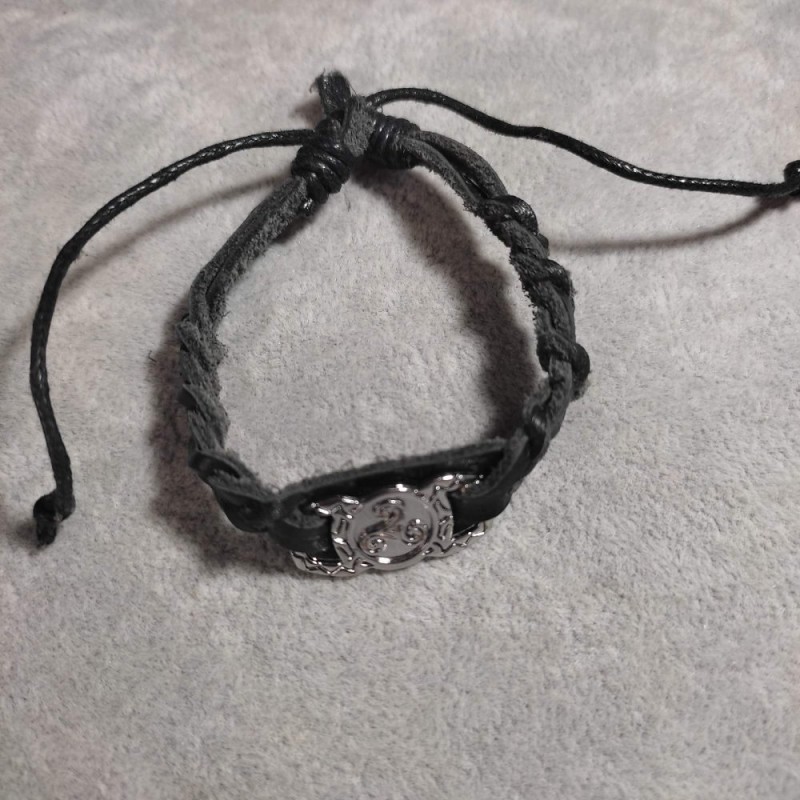 Bracelet with metal inlay Assorted, length 18-22 cm, thickness 10 mm, eco leather, color black, pull-on