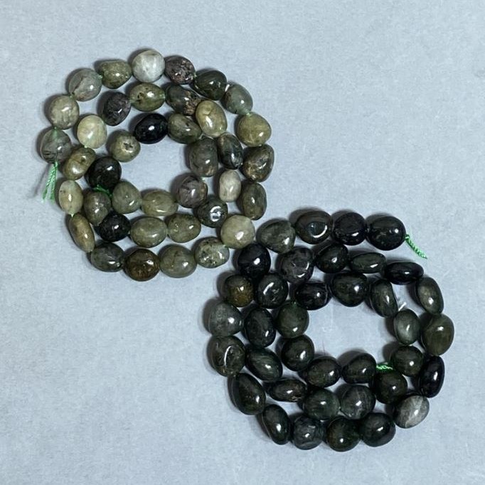 Moss Agate Beads Tumble (cabochon) 9x12 mm, length 38 cm +