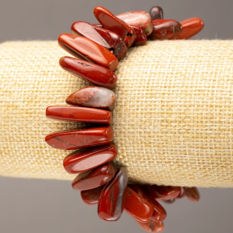 Bracelet made of natural red jasper shard "needle" on elastic diameter 10-27×3-7(±)mm circumference 18cm