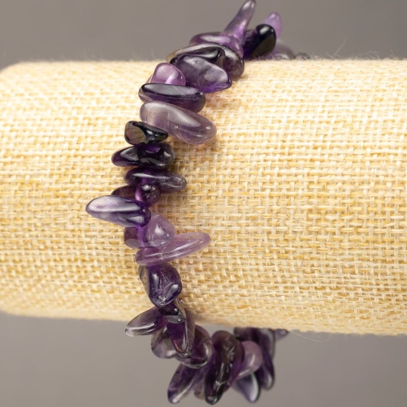 Bracelet Amethyst natural stone fragment "needle" Ø 10-18×4-7(±)mm wrist circumference 18 cm (stretch)