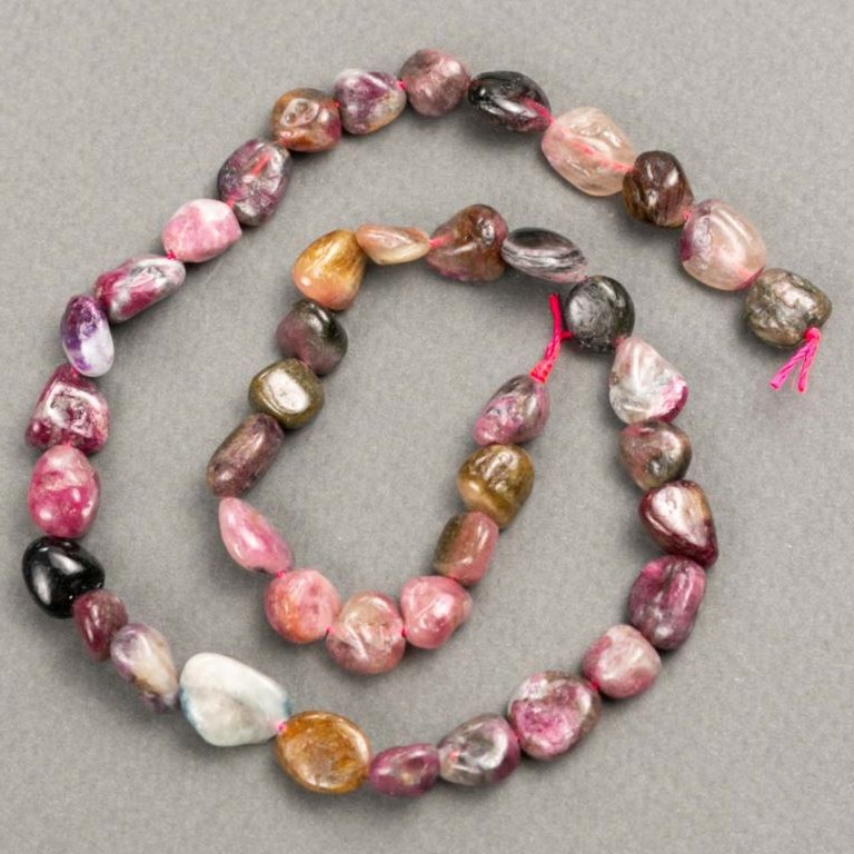 Tourmaline Beads on Thread, faceted, diameter 8-10x7-13 mm, length 39 cm +