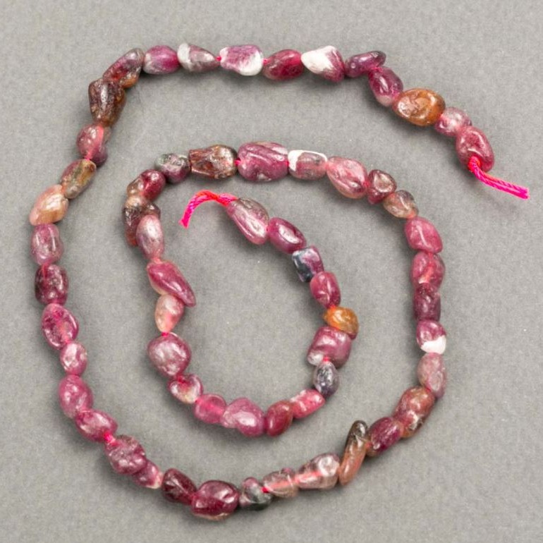 Tourmaline Beads on Thread, Cabochon cut, diameter 5-7×5-9 mm, length 39 cm+