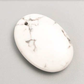 Oval Pendant with Howlite, diameter 35x25 mm