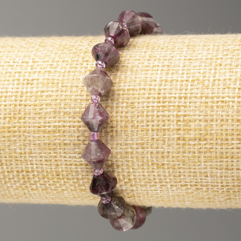 Elastic Bracelet with Tourmaline, Faceted Bicone Beads, diameter 8×8 mm ±, length 18 cm +