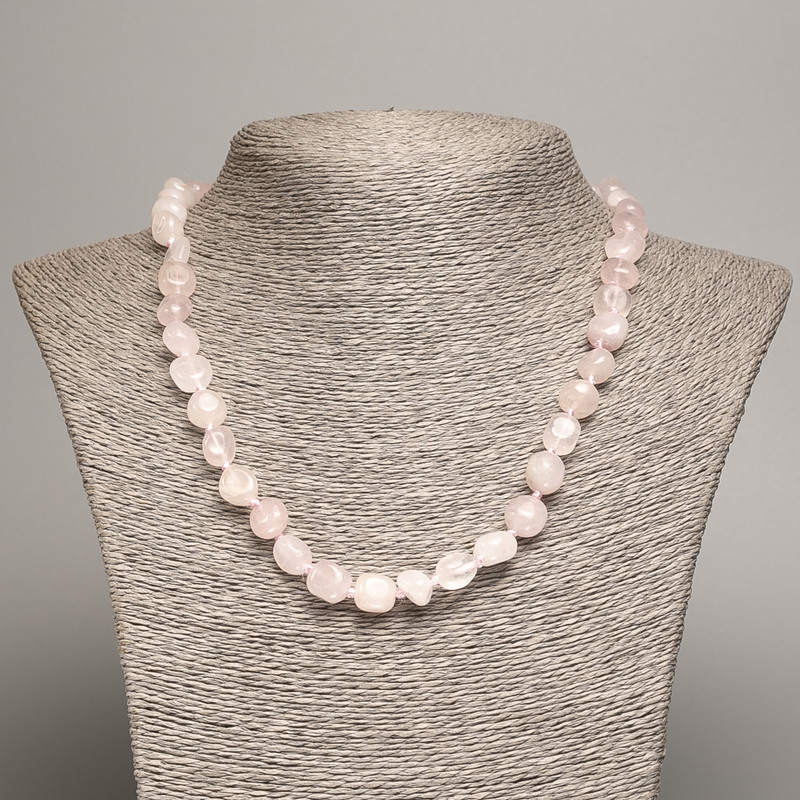 Necklace of rose quartz faceted, diameter 5×8-10 mm, length 50 cm