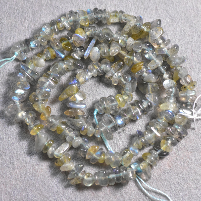 Labradorite Chip Beads on Thread, 4x2 mm, 3mm+-, length 40 cm+-