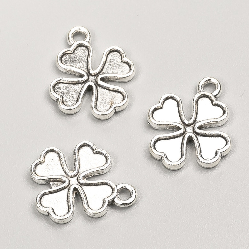 Clover-shaped pendant hardware, diameter 18×15 mm, packaging 17 pcs +/- 20 g