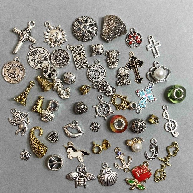Hardware Assortment (Price per 100 grams)