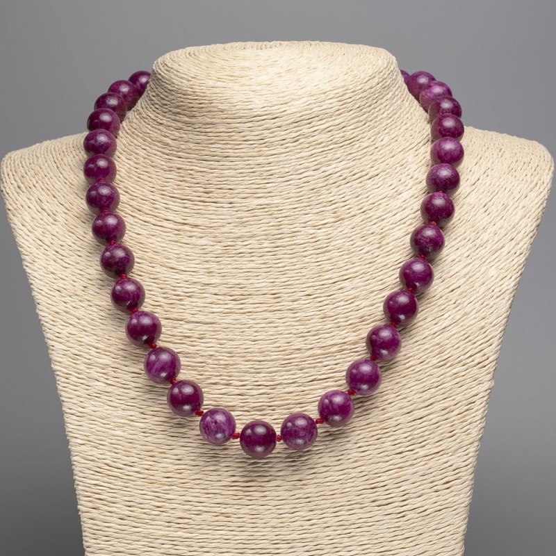 Burgundy Bead Necklace “Tourmaline” smooth round beads, diameter 10mm±, length 50cm± made of white jade (synthetic dyed)