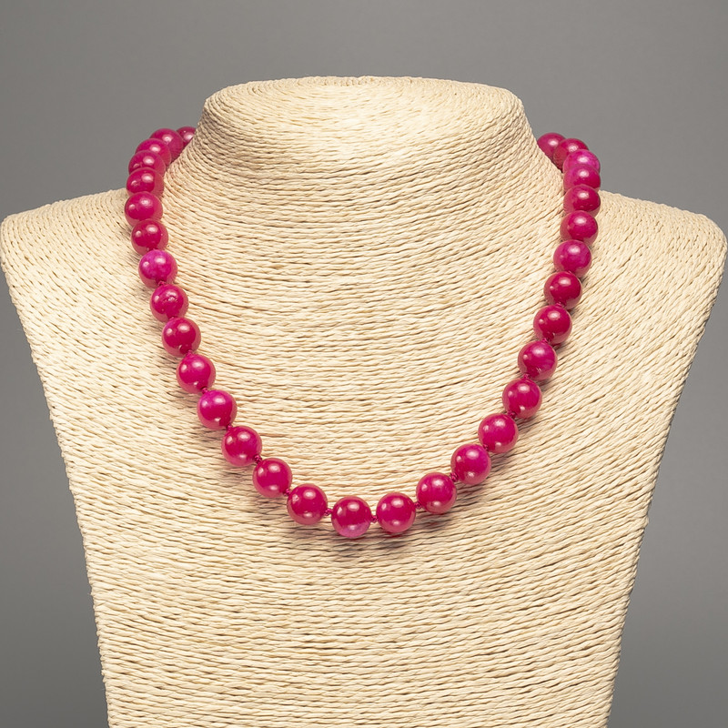 Malachite Red Raspberry Turmaline Smooth Bead Necklace, 10mm diameter, approx. 50 cm length, synthetic dyed white nephrite stone
