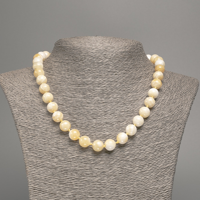 Necklace Yellow-White 'Selenite' Smooth Beads, 10mm diameter ±, length 50cm ±, made of white jade (synthetic dyed)