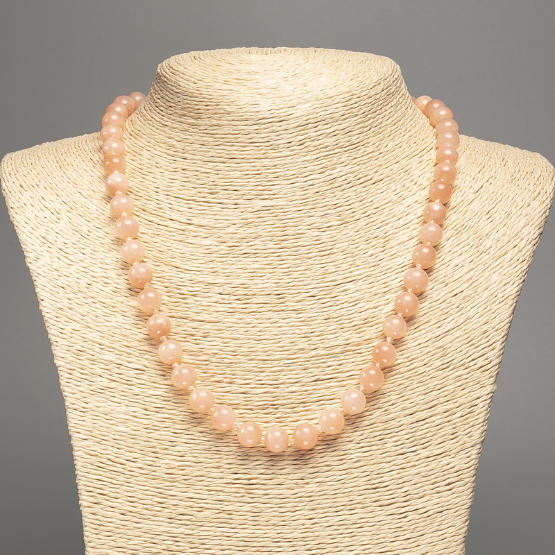 Necklace Beads Se lumite? Wait check: translate properly